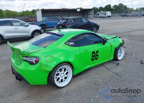 2013 Scion Fr-S z USA, uszkodzony, nr VIN JF1ZNAA18D1723672